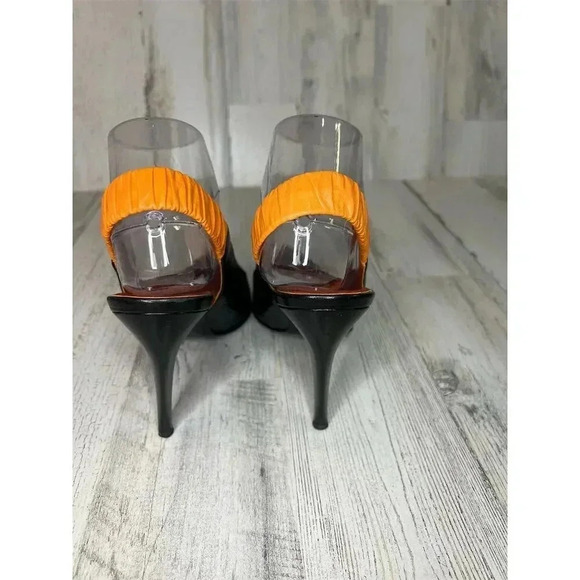 Prada Women's Strappy Stiletto Heels Black Leather Size 7.5 Formal - Picture 4 of 10